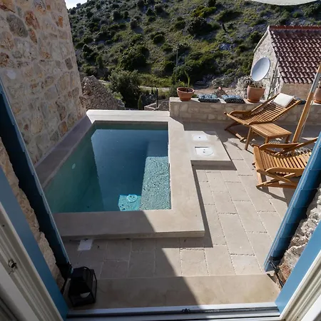 Family Friendly House With A Swimming Pool Cove Zarace, Hvar - 23502 Ferienhaus