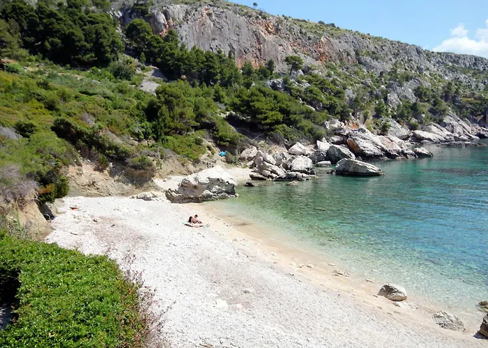 Family Friendly House With A Swimming Pool Cove Zarace, Hvar - 23502 Zarace