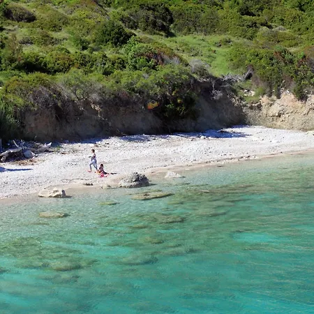 Family Friendly House With A Swimming Pool Cove Zarace, Hvar - 23502 Semesterbostad *